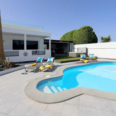 Alegria Puerto Calero Lanzarote Villa *
